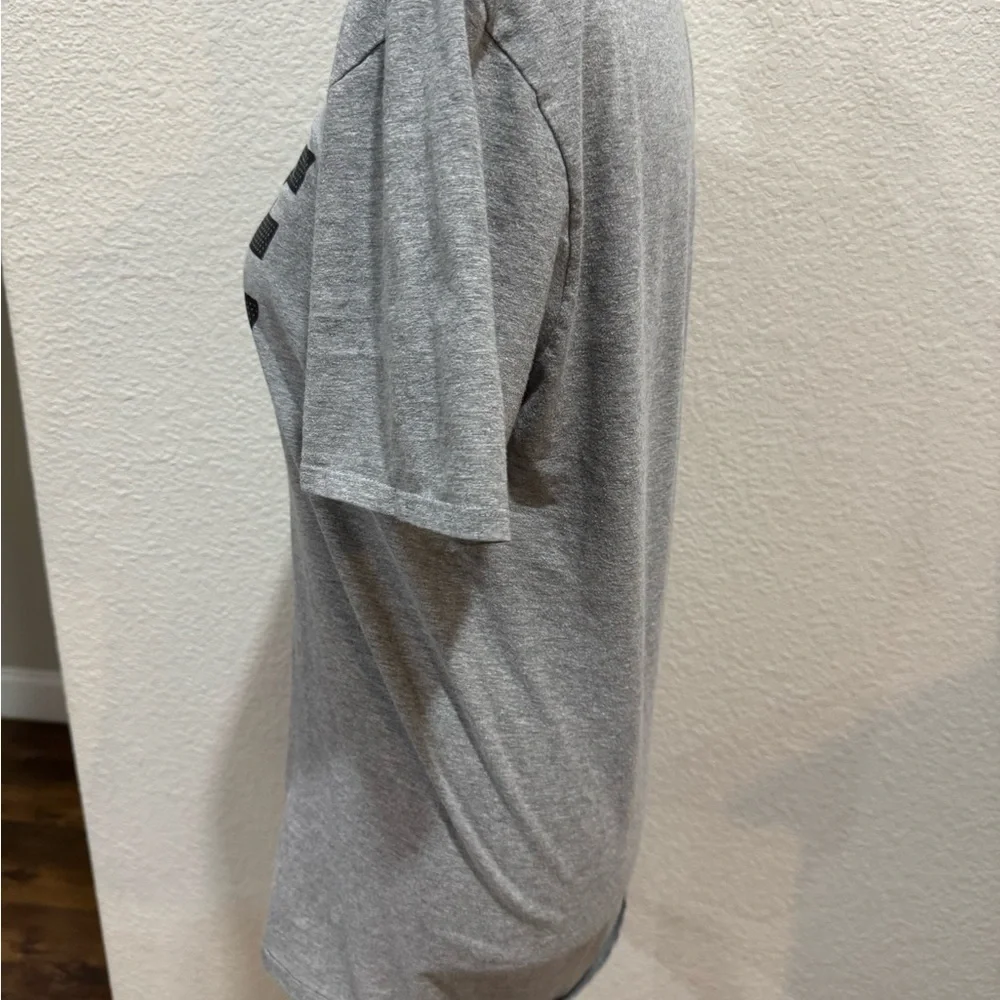 Nike Classic Gray Short Sleeve Tee with Breathable Fabric
